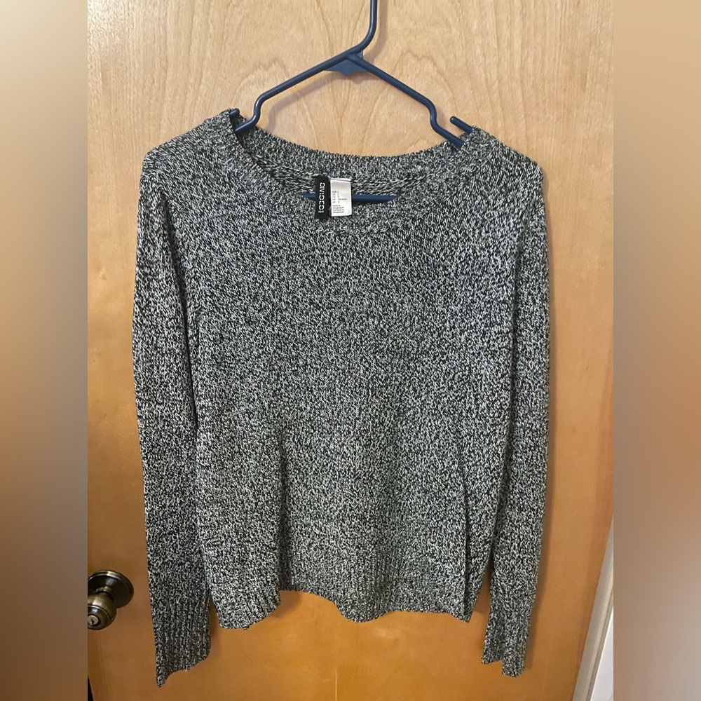 H&M GREY LONG SLEEVE